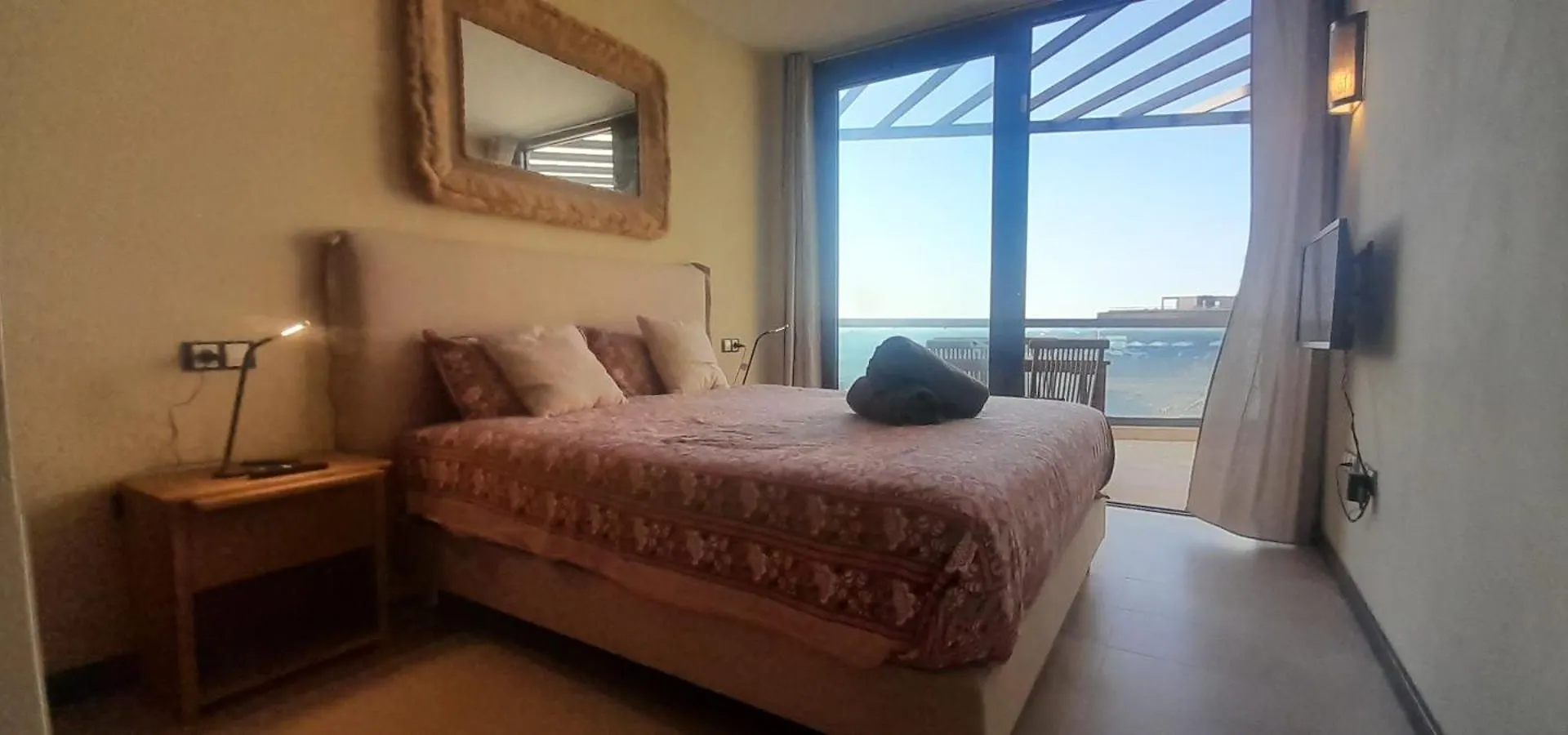 Apartment Cotillosurfview